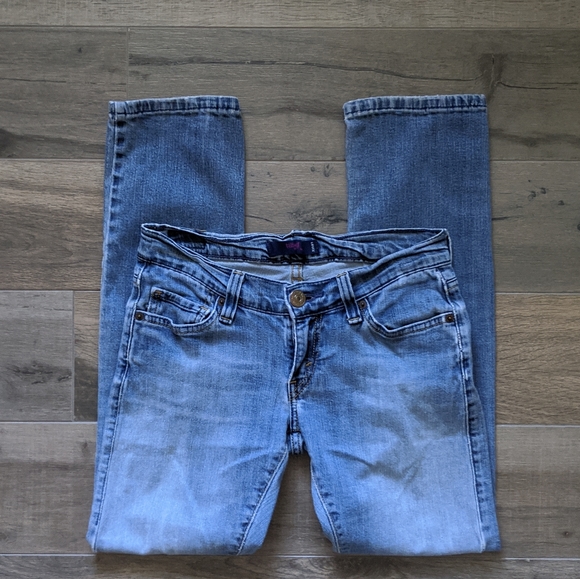levis tilted 504 jeans